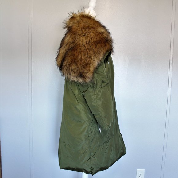 #78 Polyester/faux fur coat - Picture 6 of 6